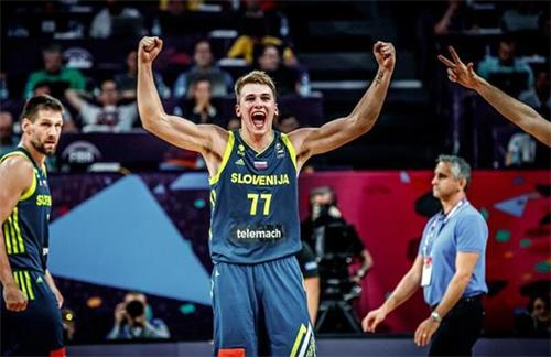 海港今日进行训练，加布里埃尔回归球场（海港今日集训，加布里埃尔重返赛场）