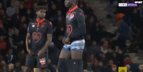 欧冠连续赛季进球纪录：本泽马、梅西连续18赛季进球第1（欧冠连续赛季进球纪录：本泽马与梅西连续18季都有进球并列第一）