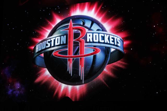 曼联瞄准马赛新星巴科拉：格林伍德复仇之旅（曼联欲签马赛新星巴科拉，格林伍德开启复仇征程）