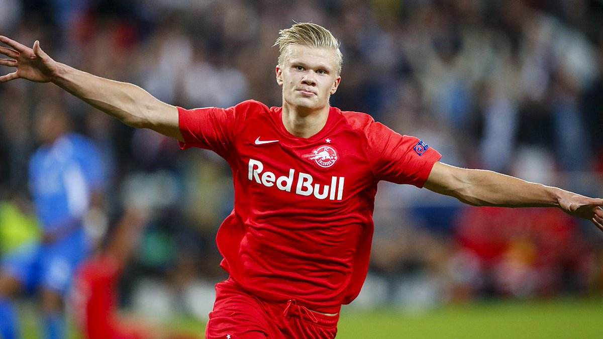 塞尔塔社媒玩梗曼联：五连胜在手，做我们的剪头哥就可以理发了（塞尔塔社媒调侃曼联：拿下五连胜，当我们的“剪头哥”就能理发）