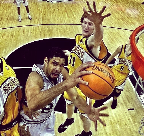 6次扑救客场零封尤文，都灵门将帕莱亚里当选德比全场最佳（六次扑救客场零封尤文，帕莱亚里当选都灵德比最佳球员）