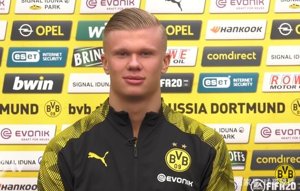 替补13+2，火箭队用4锋线补谢泼德防守，阿门26分 开发新进攻手段（替补13+2，火箭四锋线为谢泼德补防，阿门26分探索新进攻打法）