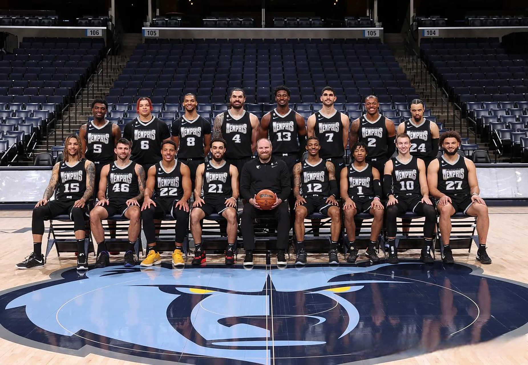 玉昆球迷在机场深情送别安德森，安德森的回应藏着太多不舍（玉昆球迷机场深情送行，安德森回应尽显不舍）