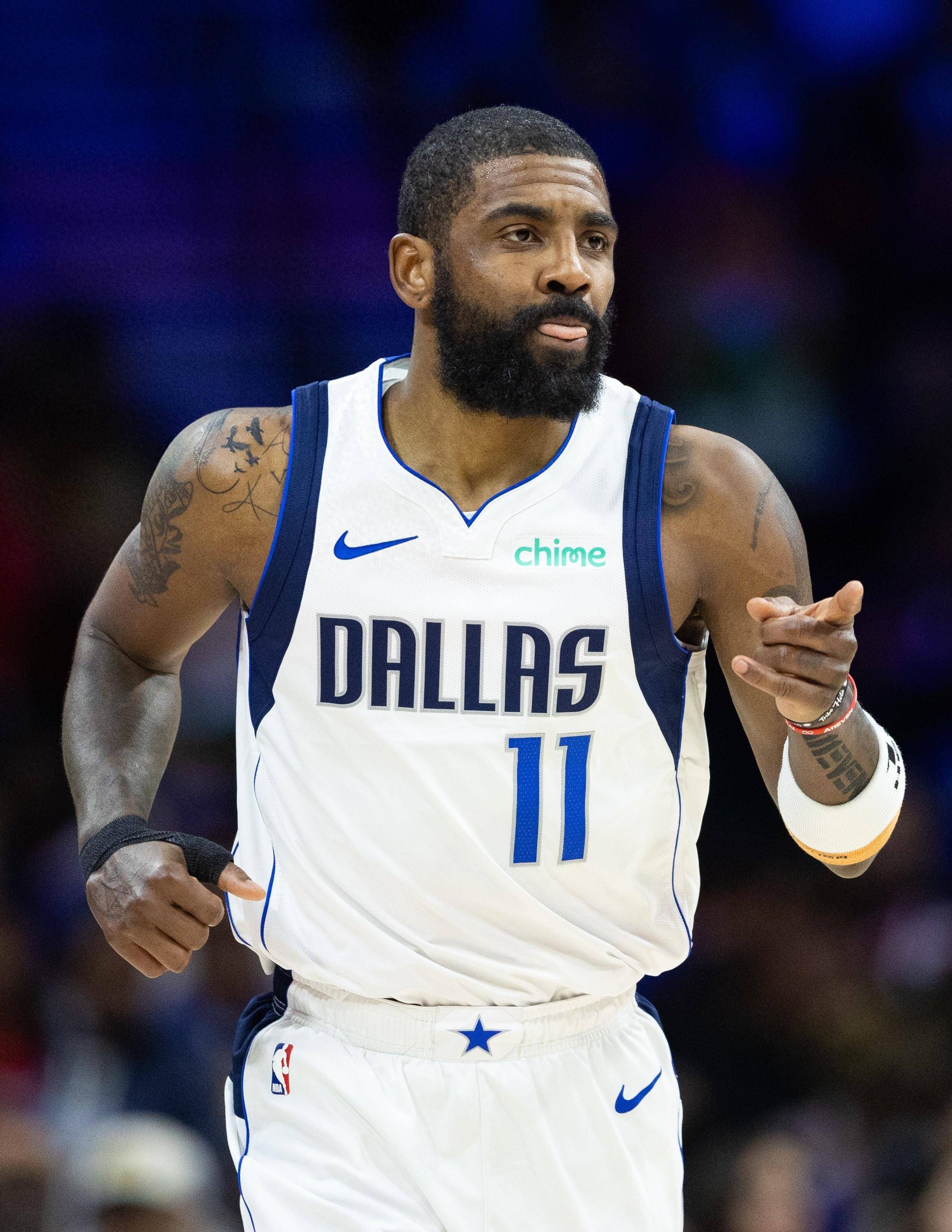 意媒：拜仁天才边锋利契纳或离队，尤文和米兰等队有意争夺（意媒：拜仁天才翼锋利契纳或将离队，尤文、米兰等豪门竞逐）