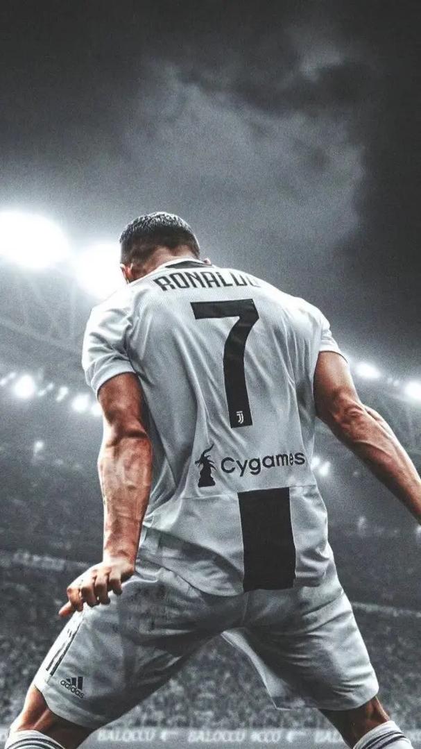 记者：兰克尔-泽在海牛出征杭州前拂袖而去，职业素养低（记者：海牛赴杭前兰克尔-泽突然离队，职业素养遭质疑）