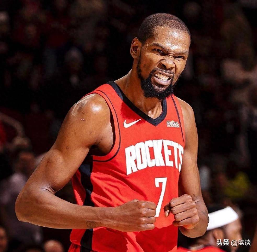 记者：上届非洲杯摘亚，尼日利亚国家队成员获得住房奖励（记者称尼日利亚队上届非洲杯摘亚，队员获赠住房）